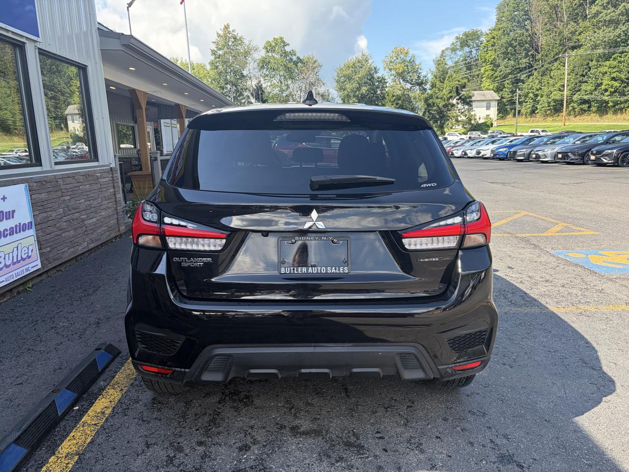 Mitsubishi Outlander Sport 2.0 ES 4WD 2026