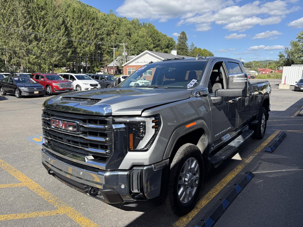 GMC Sierra 2500HD SLT Crew Cab 4WD 2024