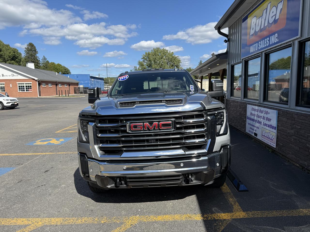 GMC Sierra 2500HD SLT Crew Cab 4WD 2024