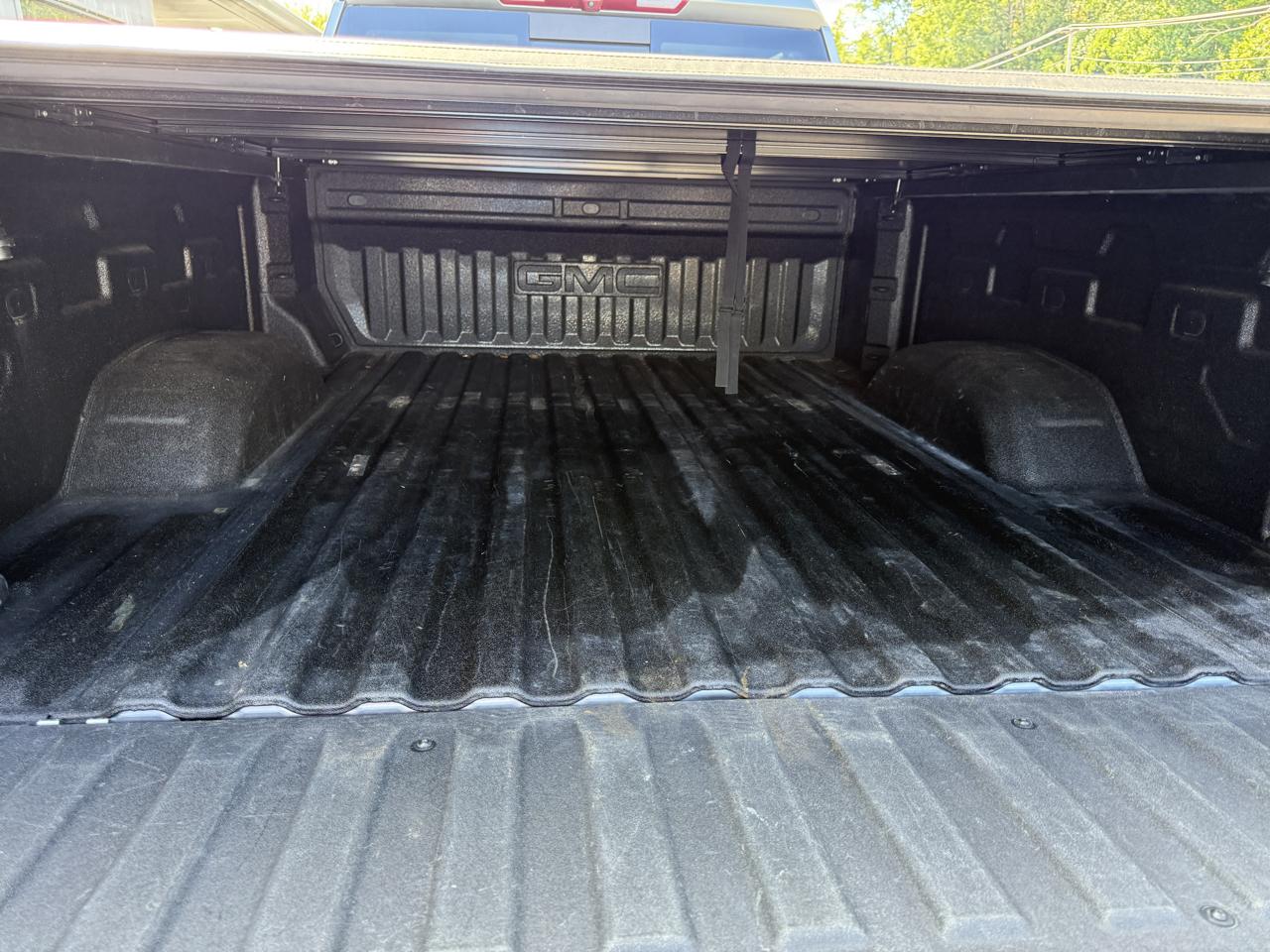 GMC Sierra 2500HD SLT Crew Cab 4WD 2024