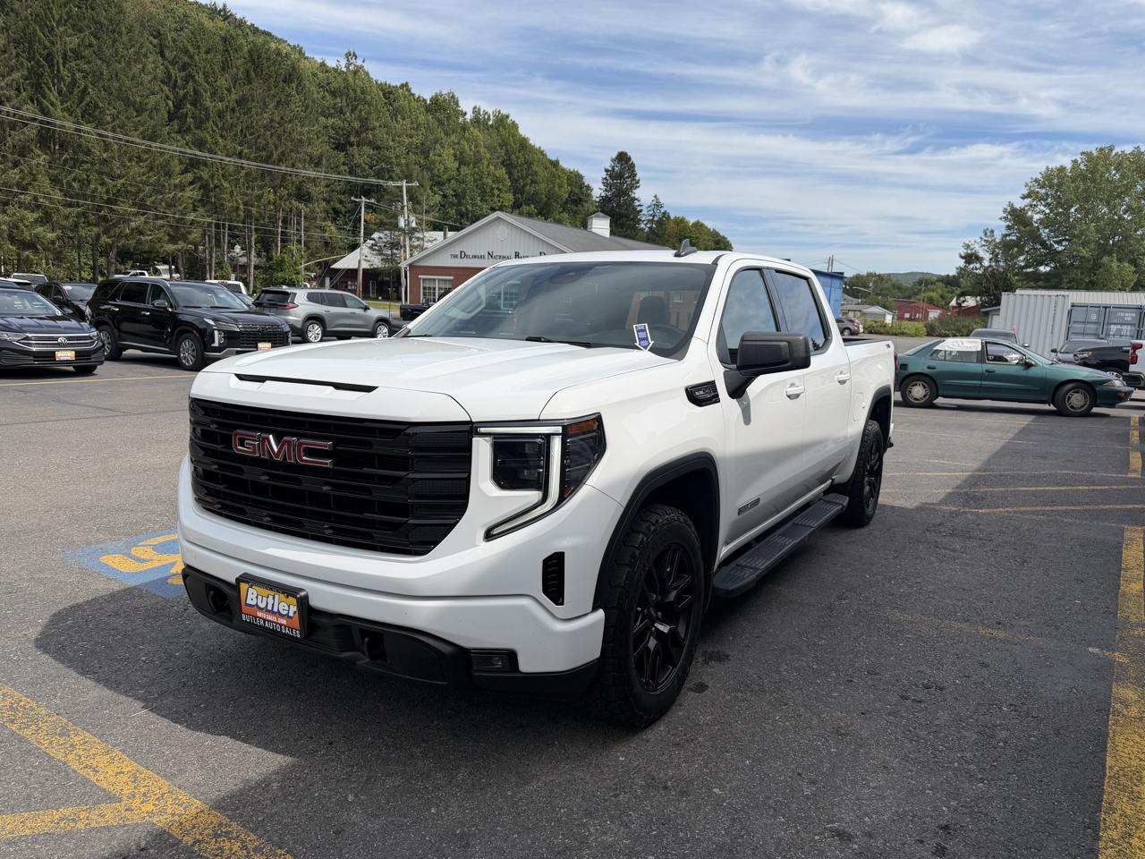 GMC Sierra 1500 Elevation Crew Cab 4WD 2023