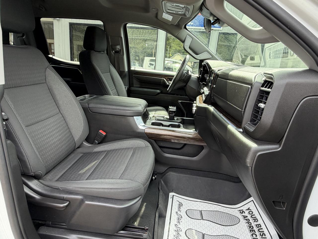 GMC Sierra 1500 Elevation Crew Cab 4WD 2023