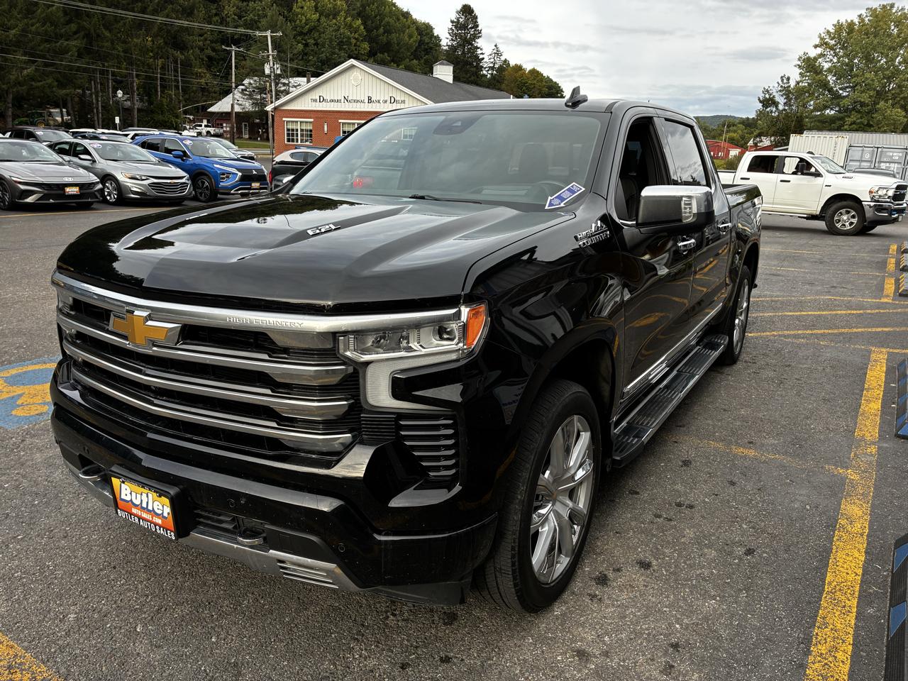 Chevrolet Silverado 1500 High Country Crew Cab 4WD 2023