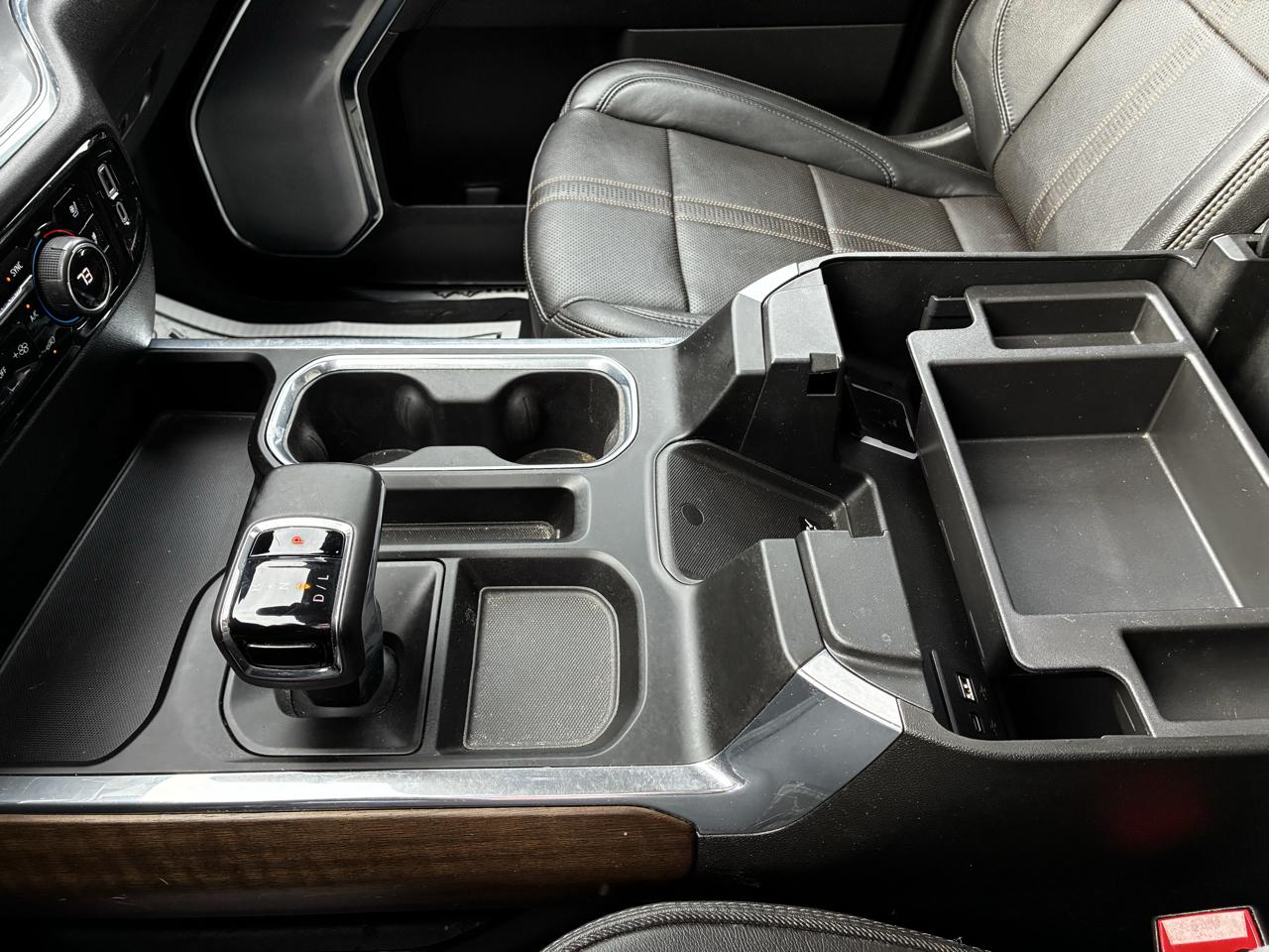 Chevrolet Silverado 1500 High Country Crew Cab 4WD 2023