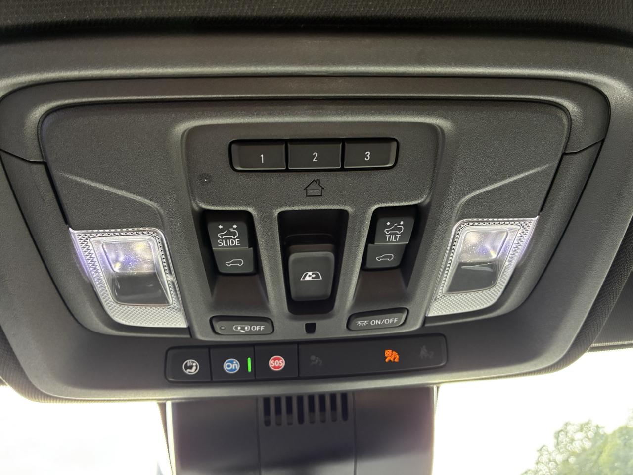 Chevrolet Silverado 1500 High Country Crew Cab 4WD 2023