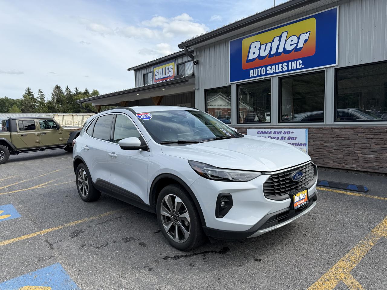 Ford Escape Platinum AWD 2025
