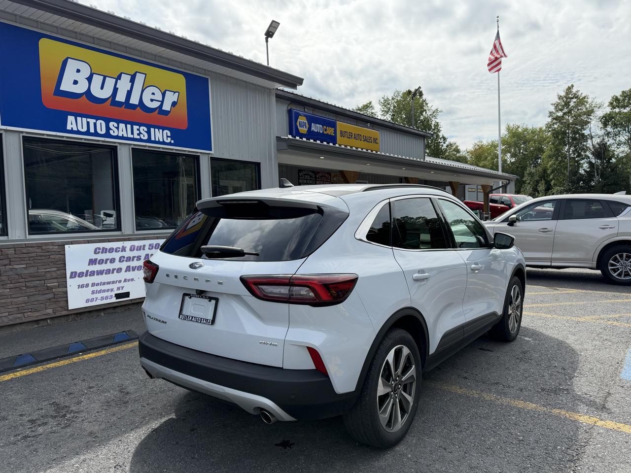 Ford Escape Platinum AWD 2025