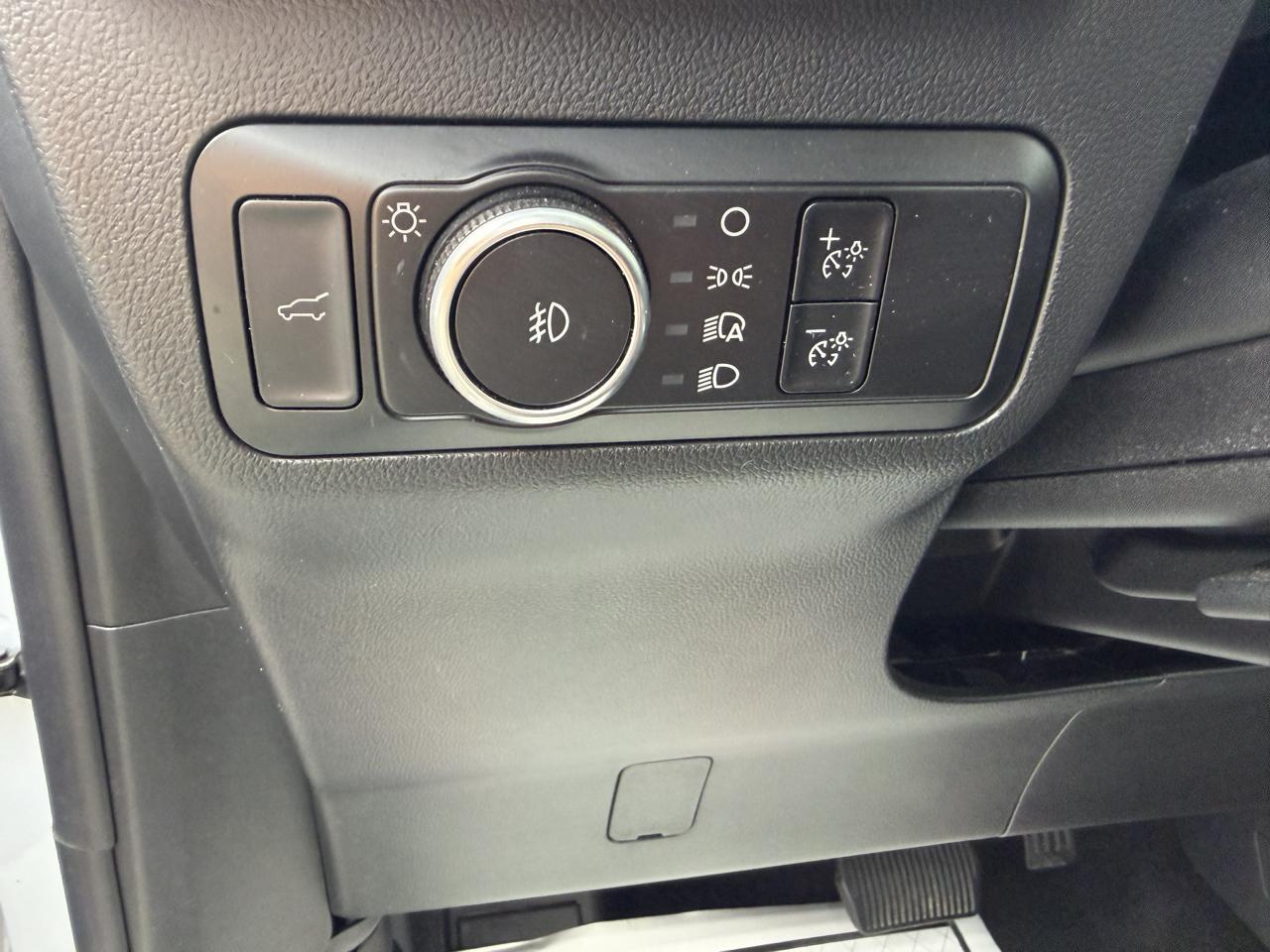 Ford Escape Platinum AWD 2025
