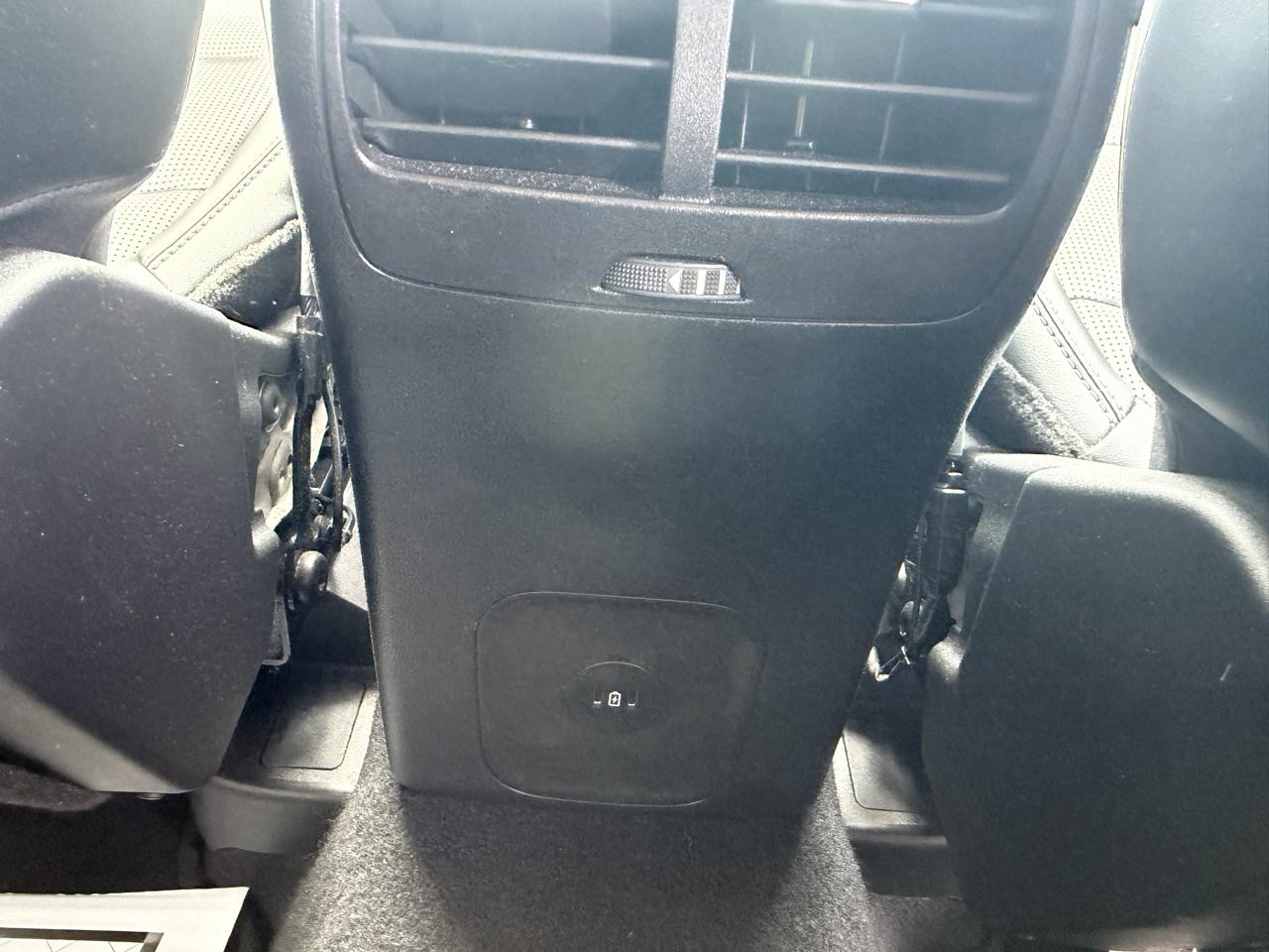 Ford Escape Platinum AWD 2025
