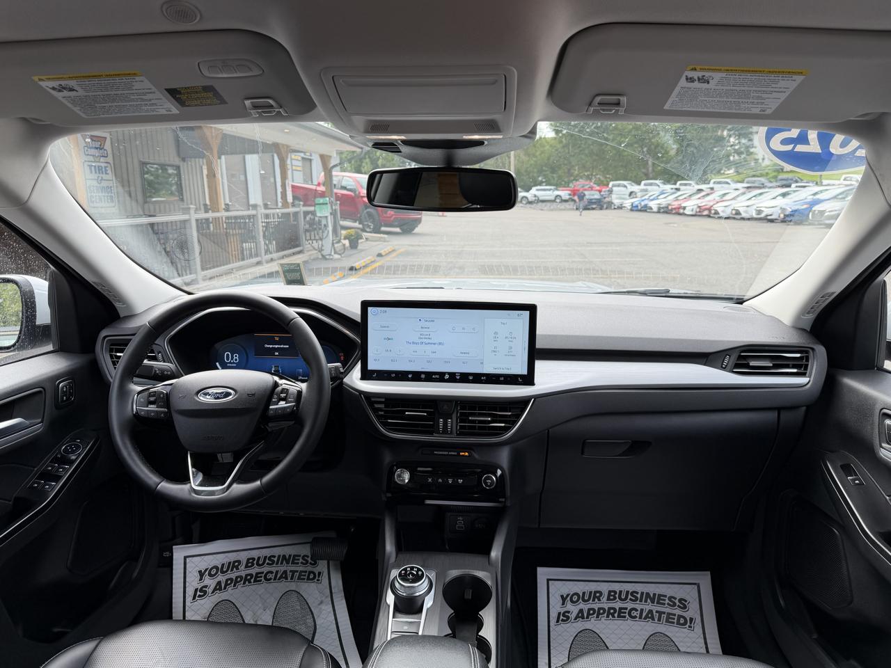 Ford Escape Platinum AWD 2025