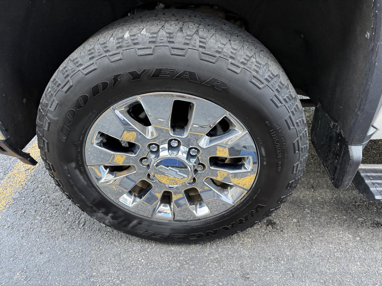 Chevrolet Silverado 2500HD LTZ Crew Cab Short Box 4WD 2024