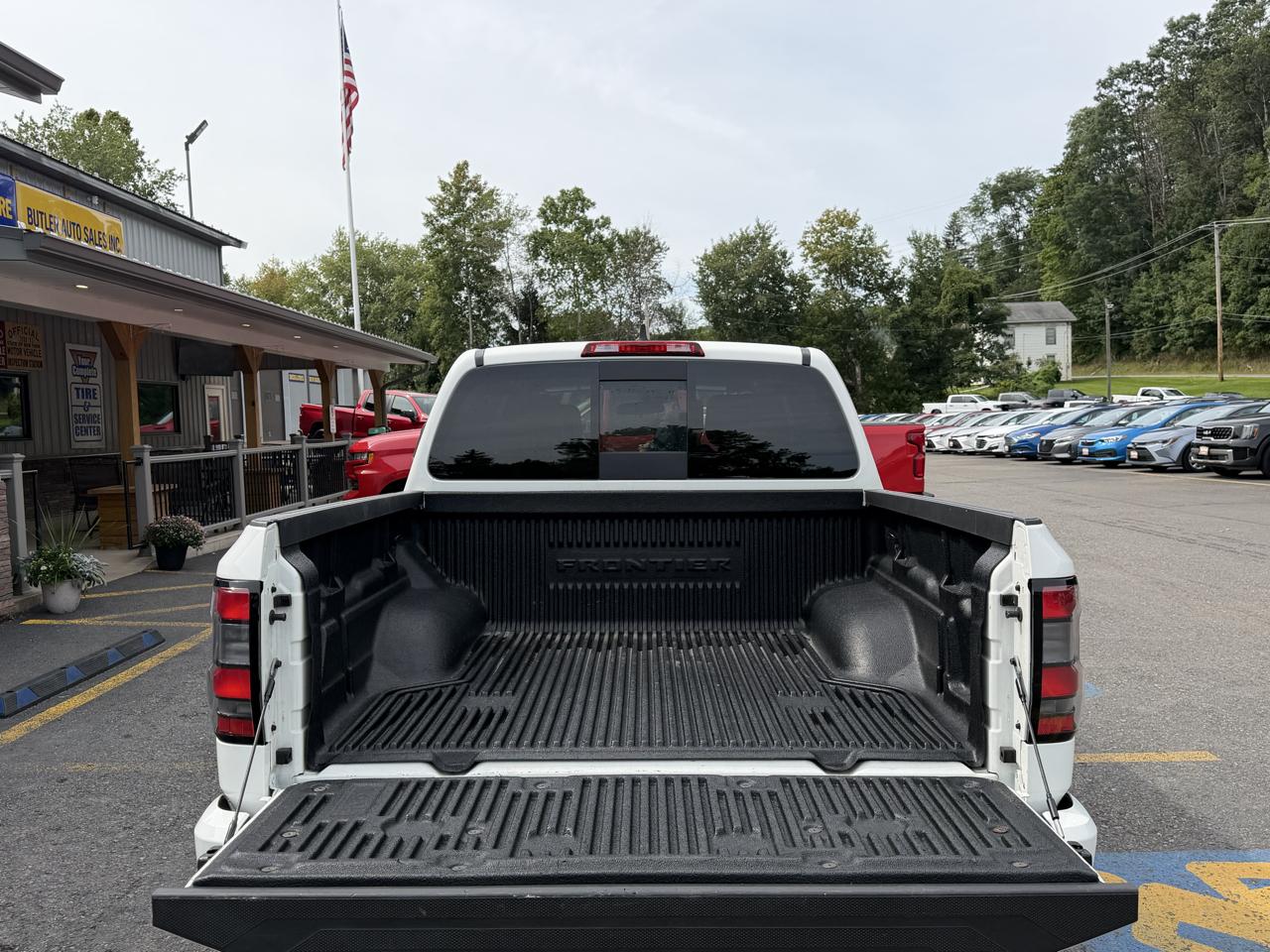 Nissan Frontier  2026