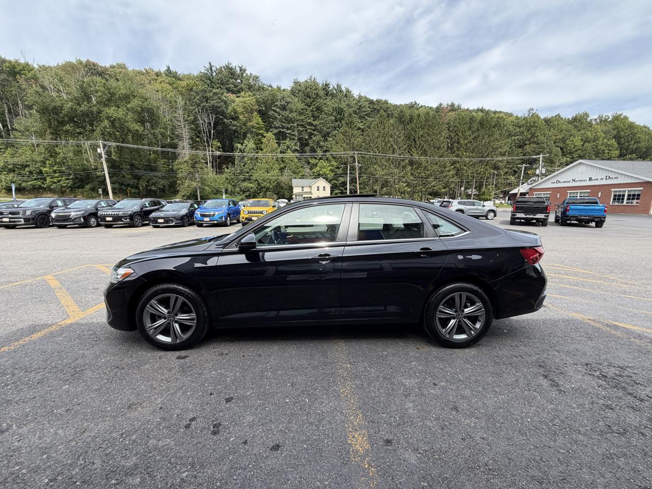 Volkswagen Jetta SE 2024