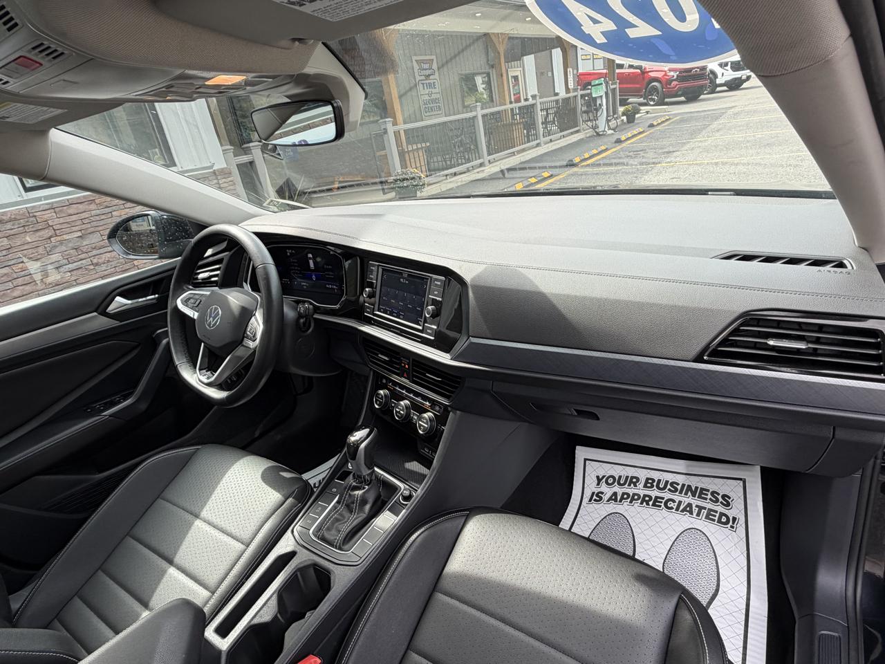 Volkswagen Jetta SE 2024