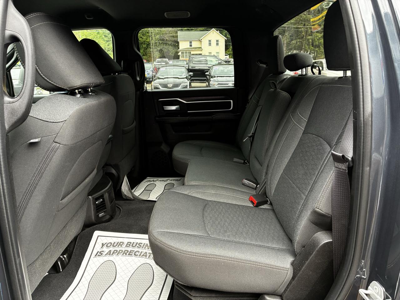 RAM 2500 Tradesman Crew Cab SWB 4WD 2026