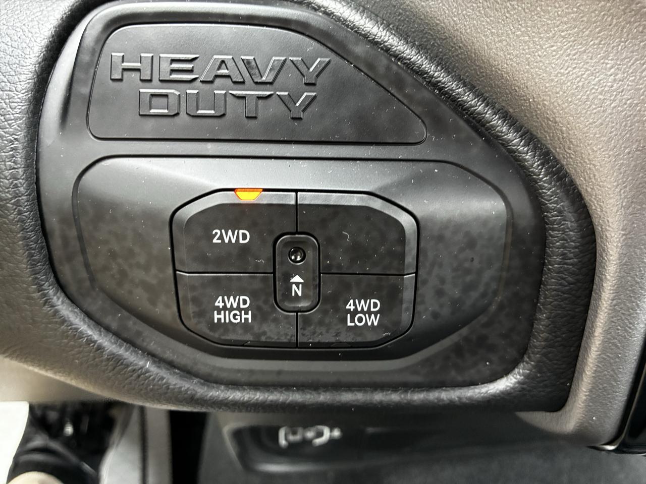 RAM 2500 Tradesman Crew Cab SWB 4WD 2026