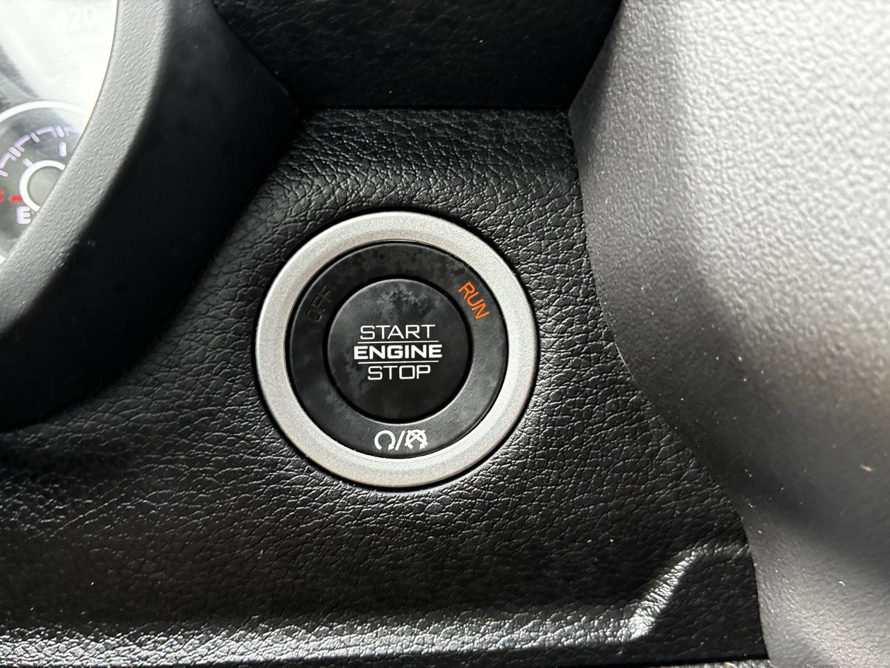 RAM 2500 Tradesman Crew Cab SWB 4WD 2026