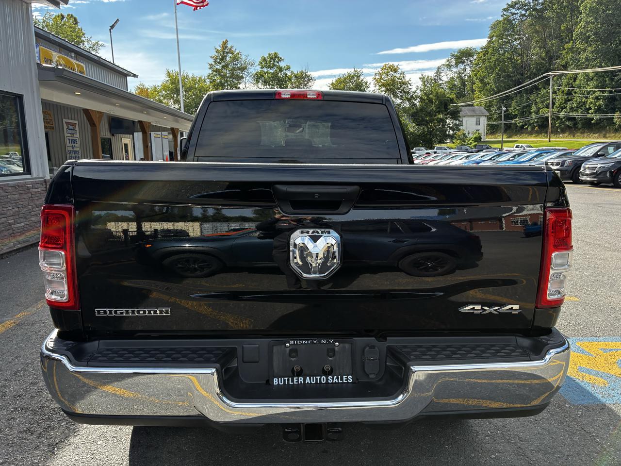 RAM 2500 Big Horn Crew Cab 4WD 2024