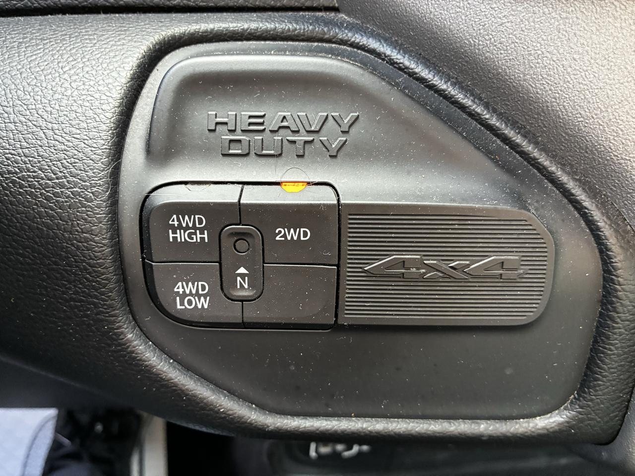 RAM 2500 Big Horn Crew Cab 4WD 2024