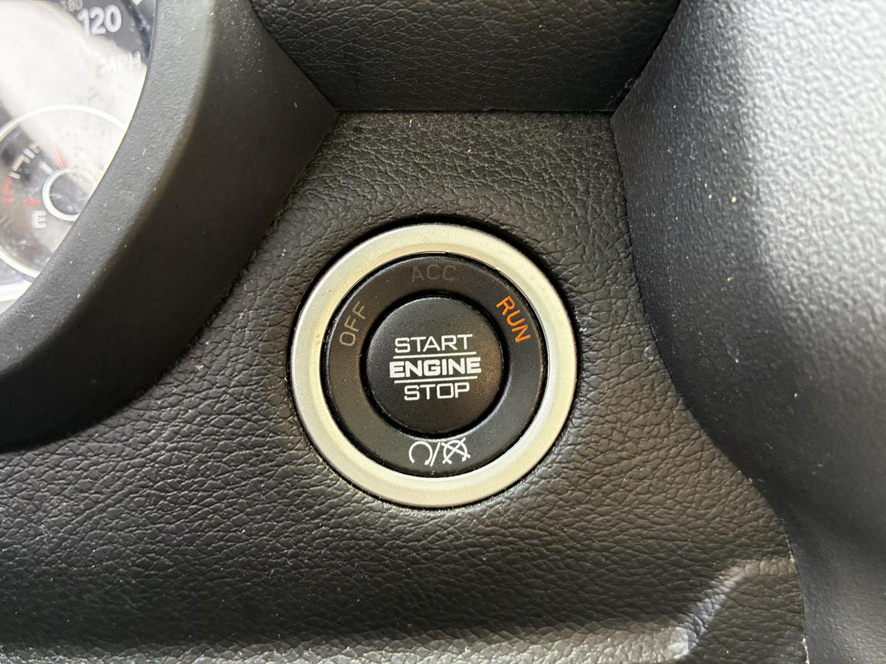 RAM 2500 Big Horn Crew Cab 4WD 2024