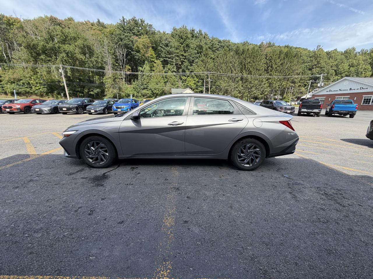 Hyundai Elantra SEL 2024