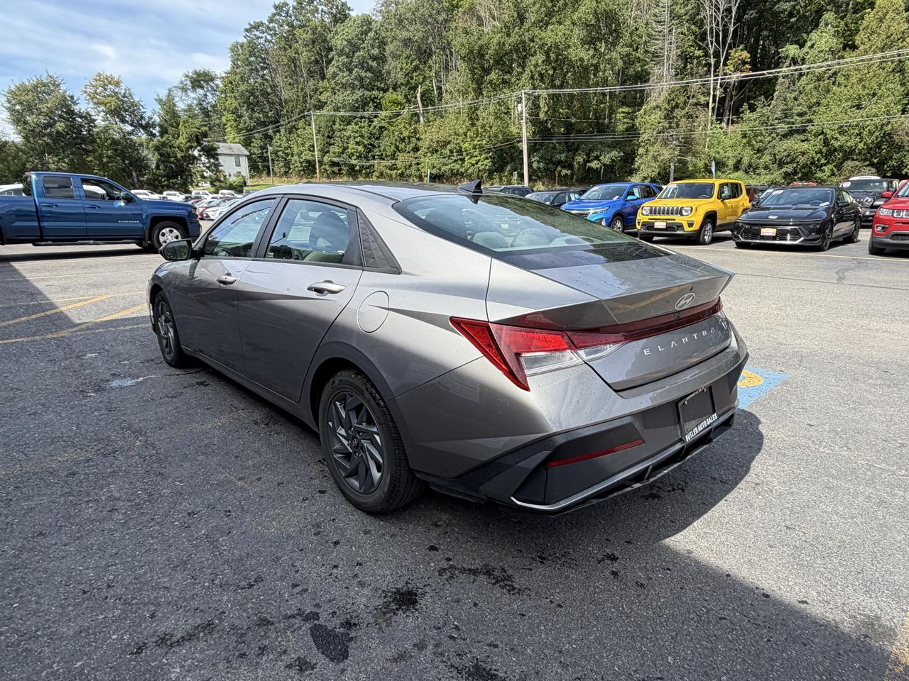 Hyundai Elantra SEL 2024