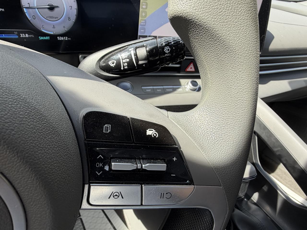 Hyundai Elantra SEL 2024