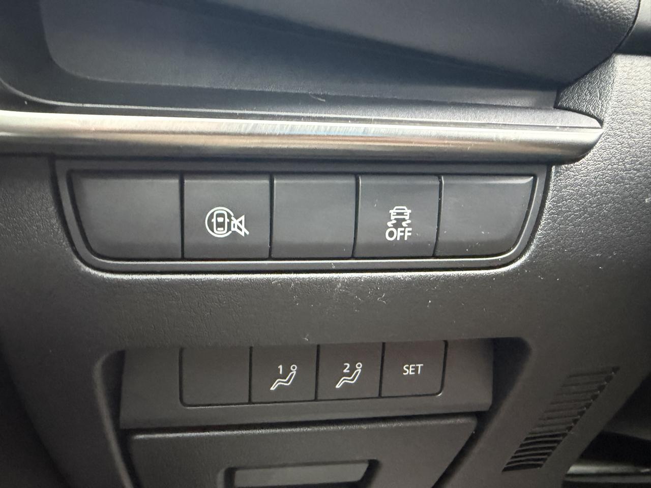 Mazda MAZDA3 Preferred Hatchback 2024