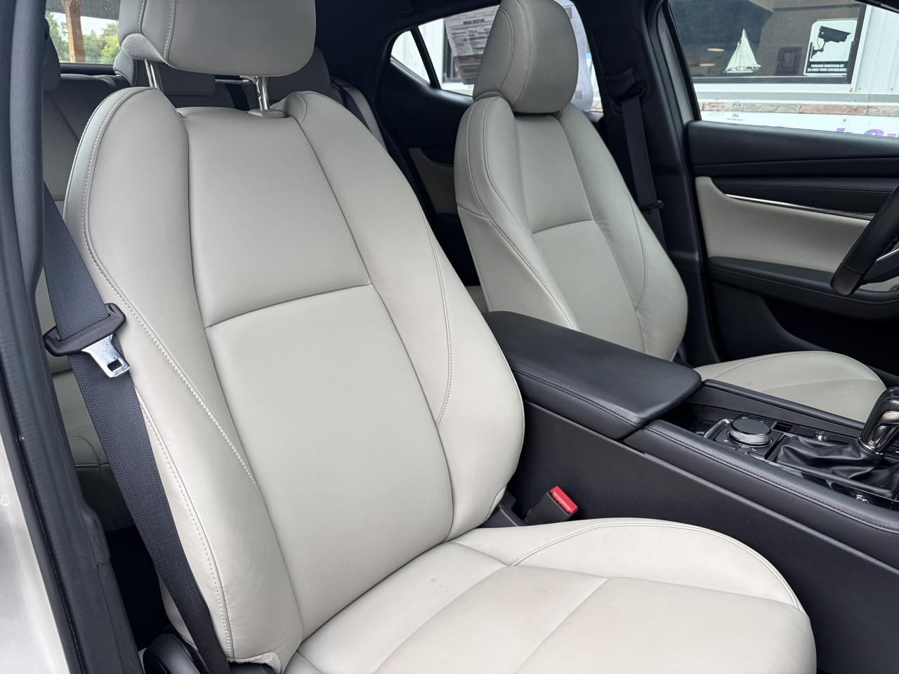 Mazda MAZDA3 Preferred Hatchback 2024