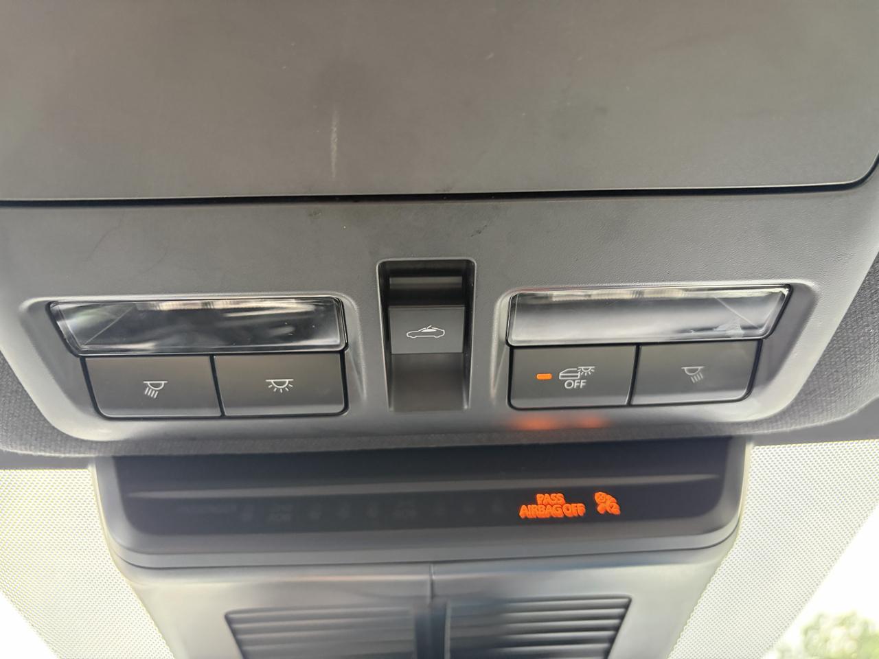 Mazda MAZDA3 Preferred Hatchback 2024