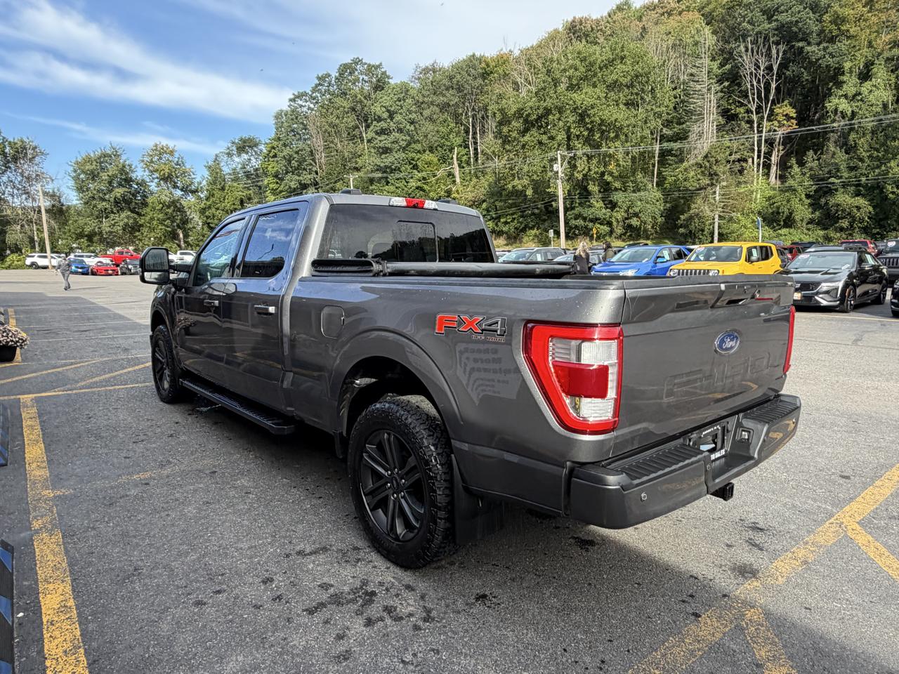 Ford F-150 SuperCrew 150" Lariat 4WD 2022