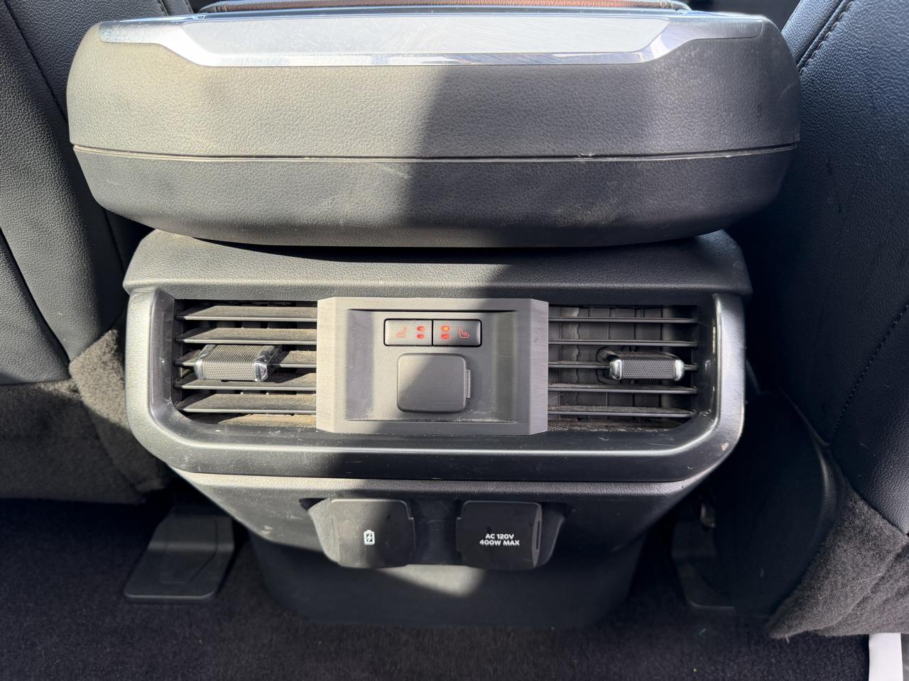 Ford F-150 SuperCrew 150" Lariat 4WD 2022