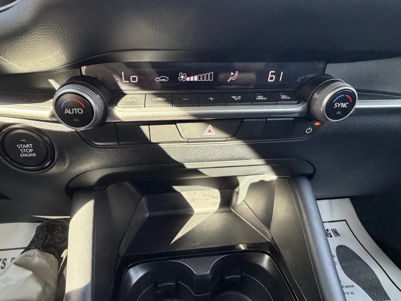 Mazda MAZDA3 Select 2024