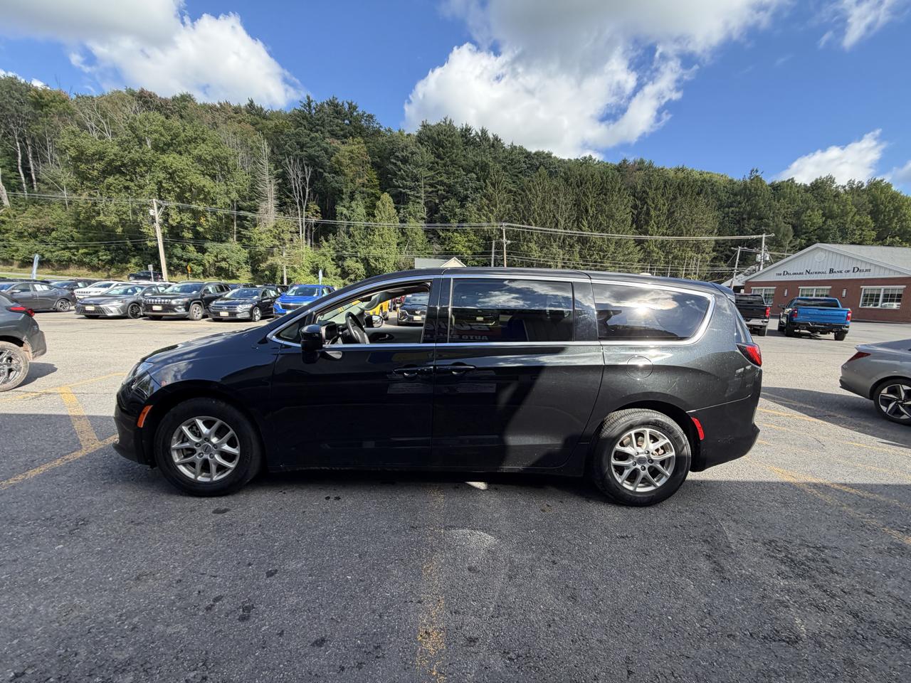 Chrysler Voyager LX 2023
