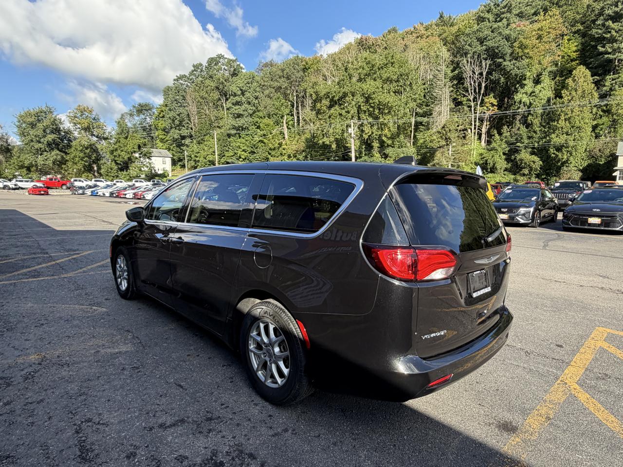 Chrysler Voyager LX 2023