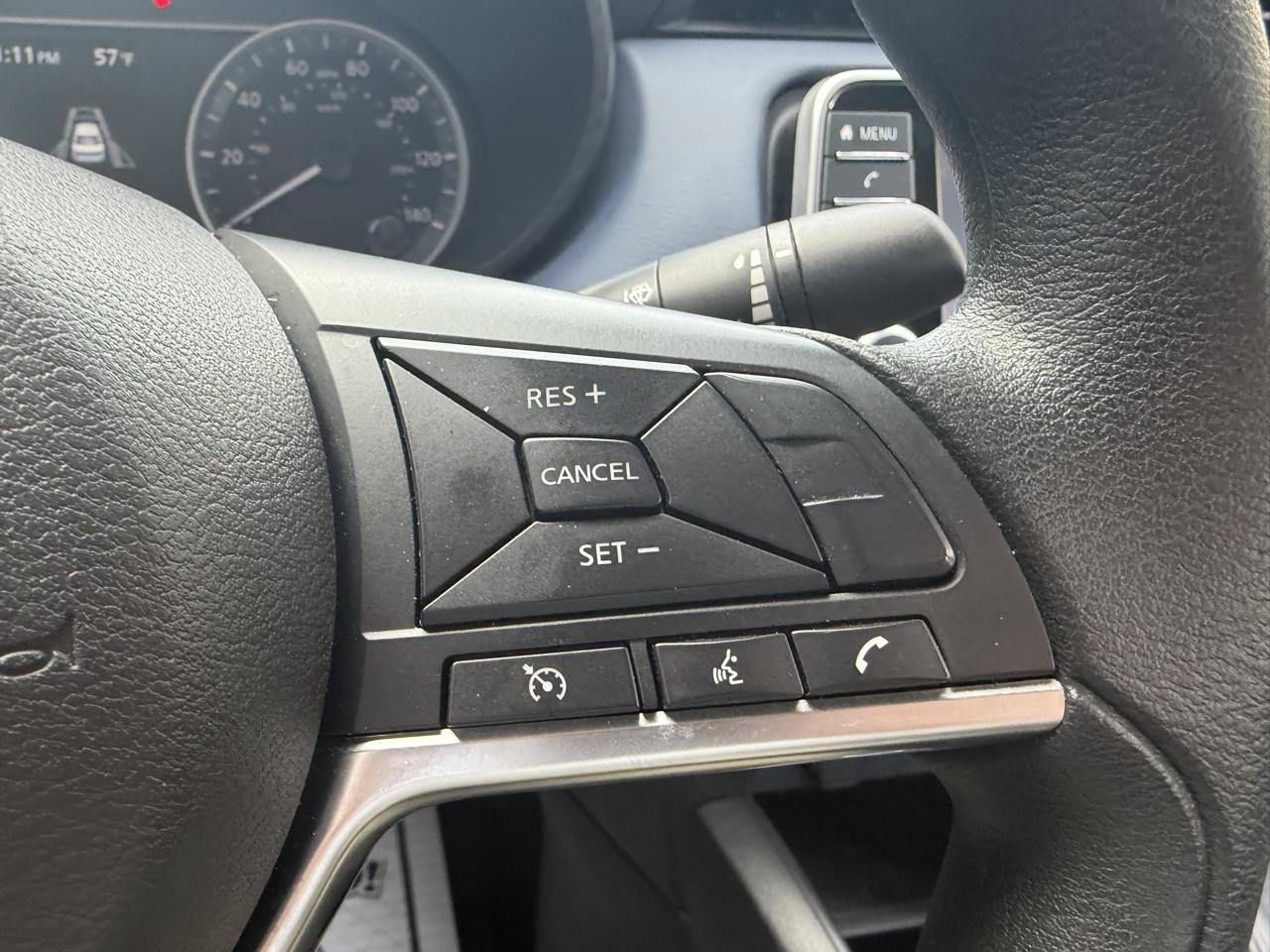 Nissan Versa SV 2024