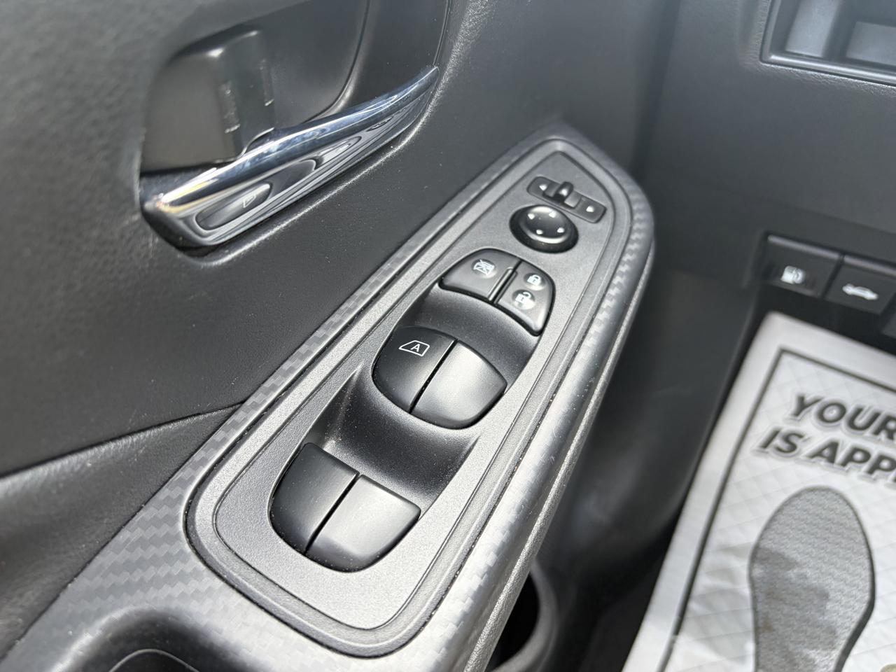 Nissan Versa SV 2024