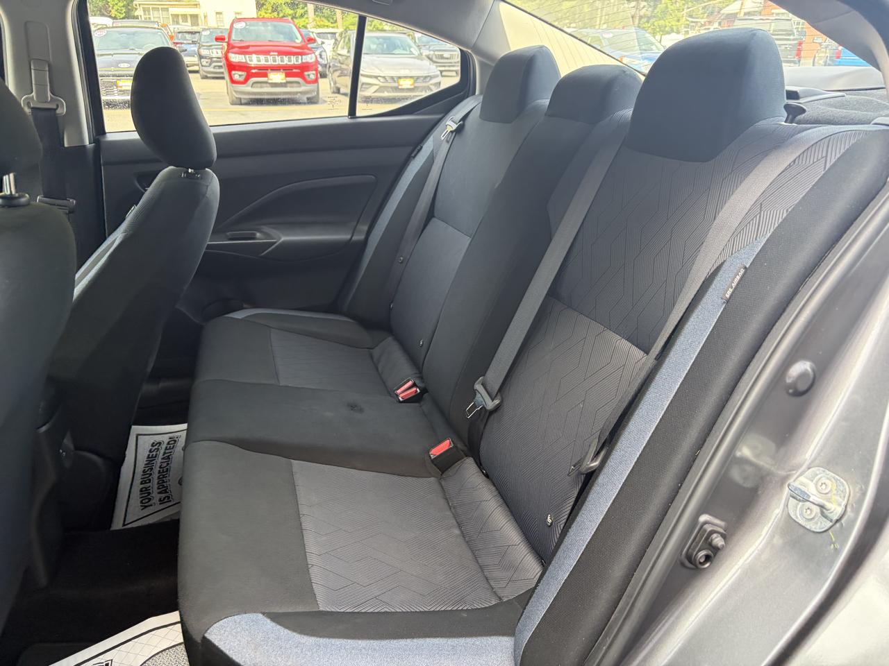 Nissan Versa SV 2024
