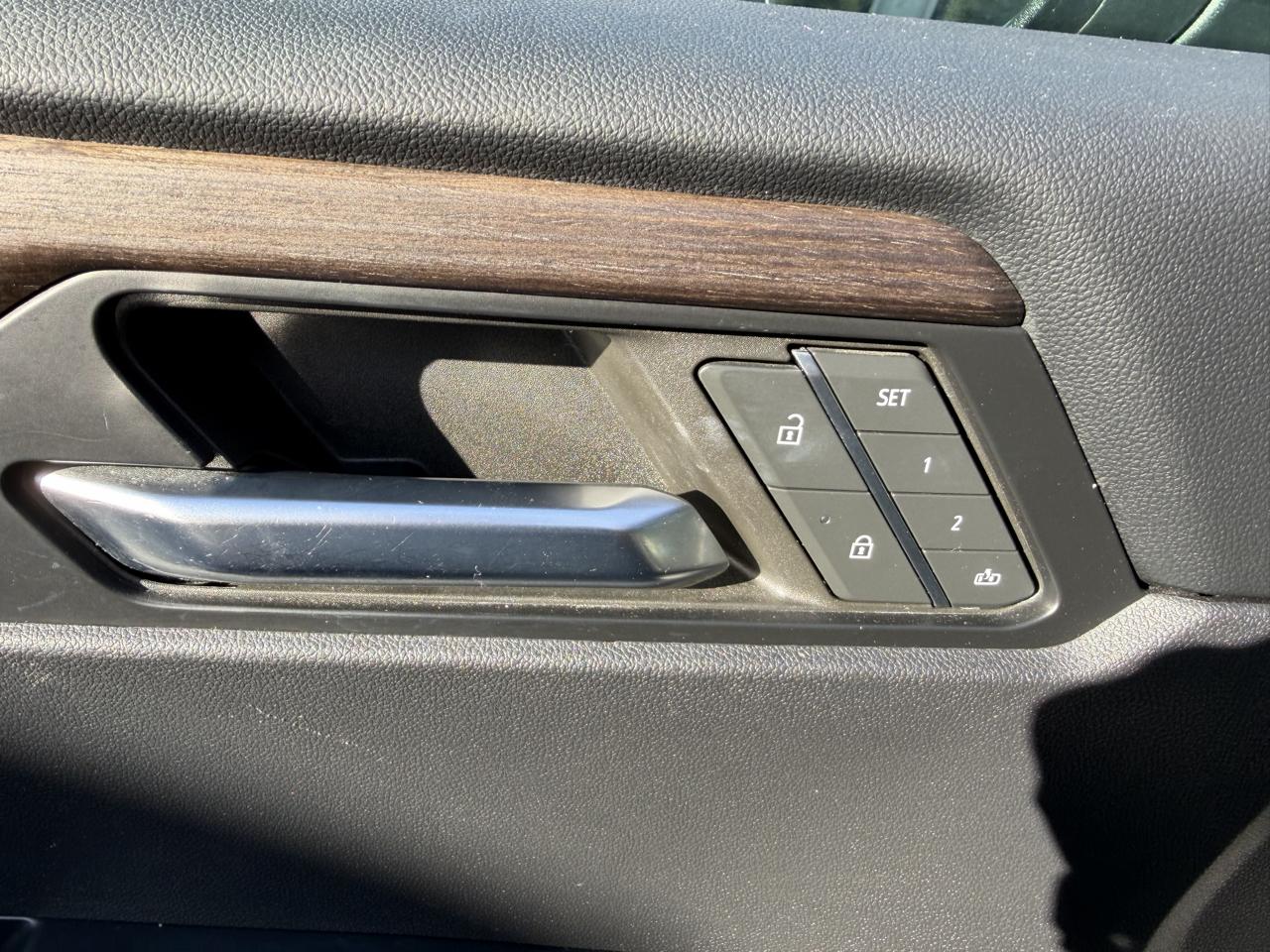 GMC Acadia Denali AWD 2024