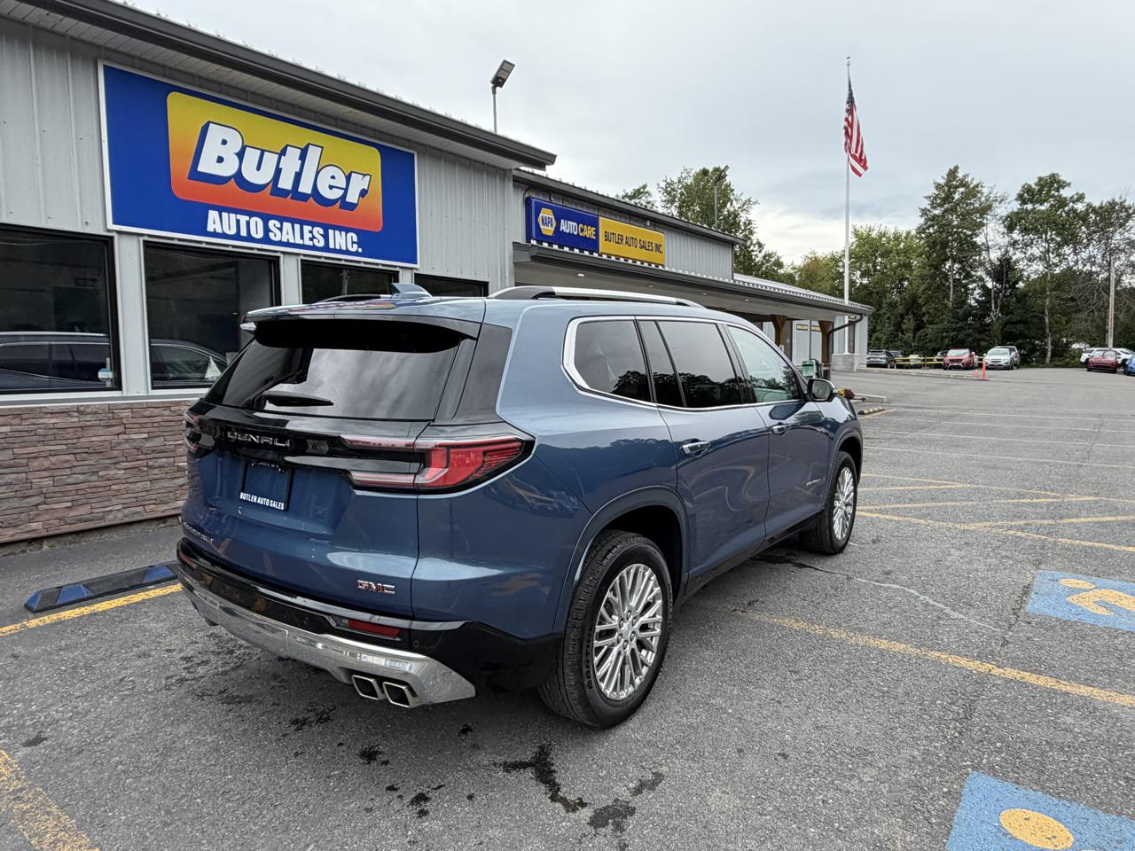 GMC Acadia Denali AWD 2024