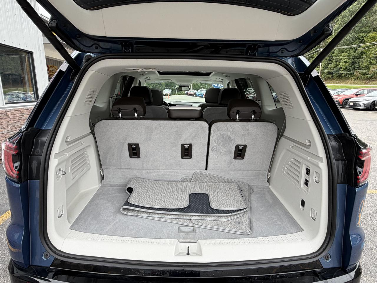 GMC Acadia Denali AWD 2024
