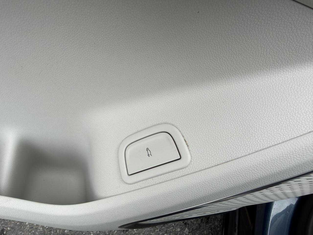 GMC Acadia Denali AWD 2024