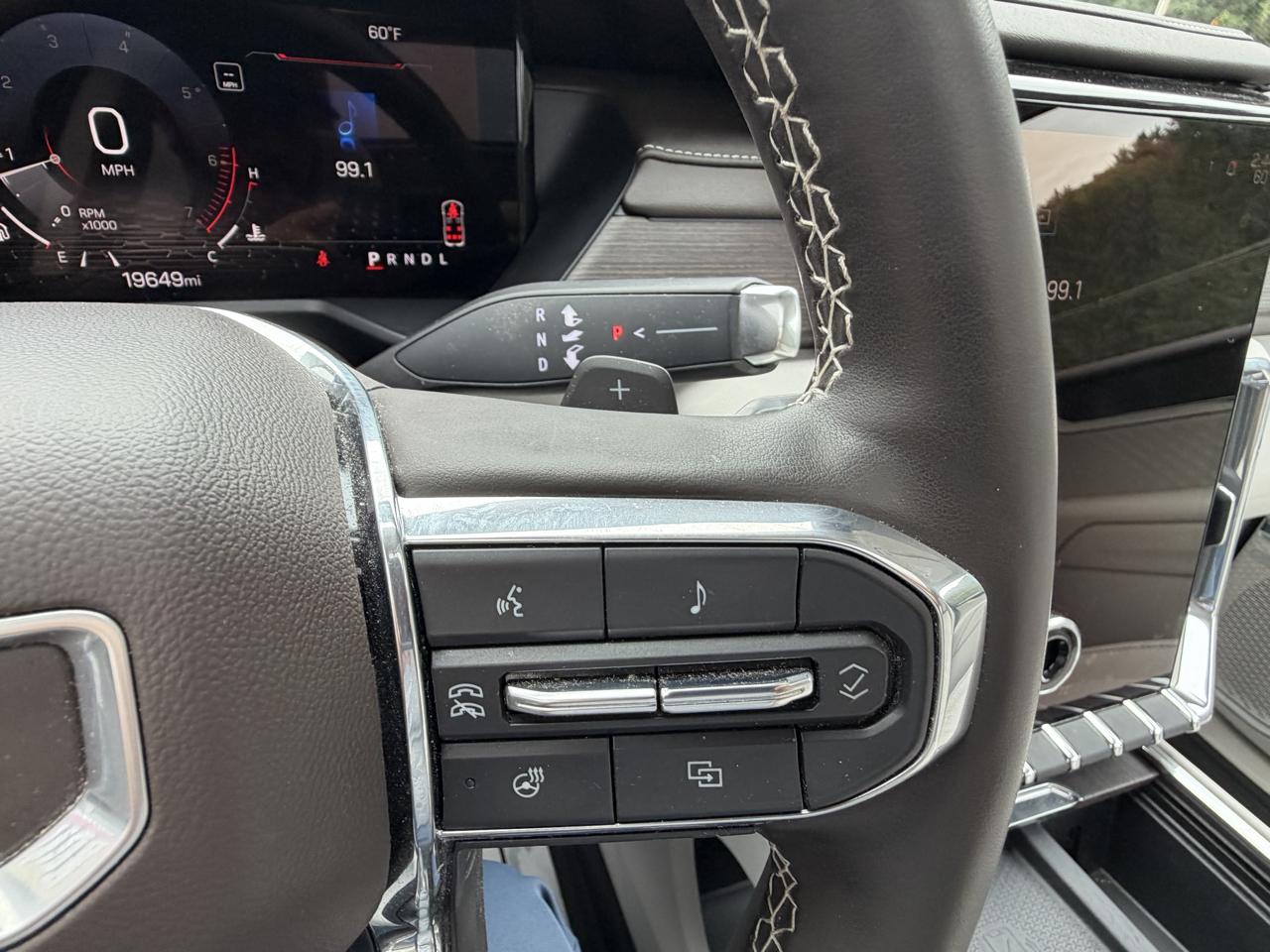 GMC Acadia Denali AWD 2024