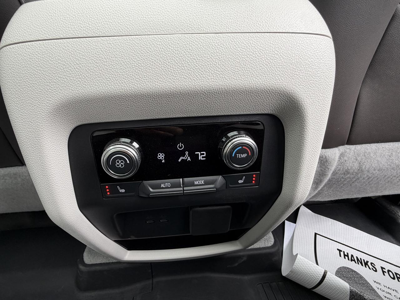 GMC Acadia Denali AWD 2024
