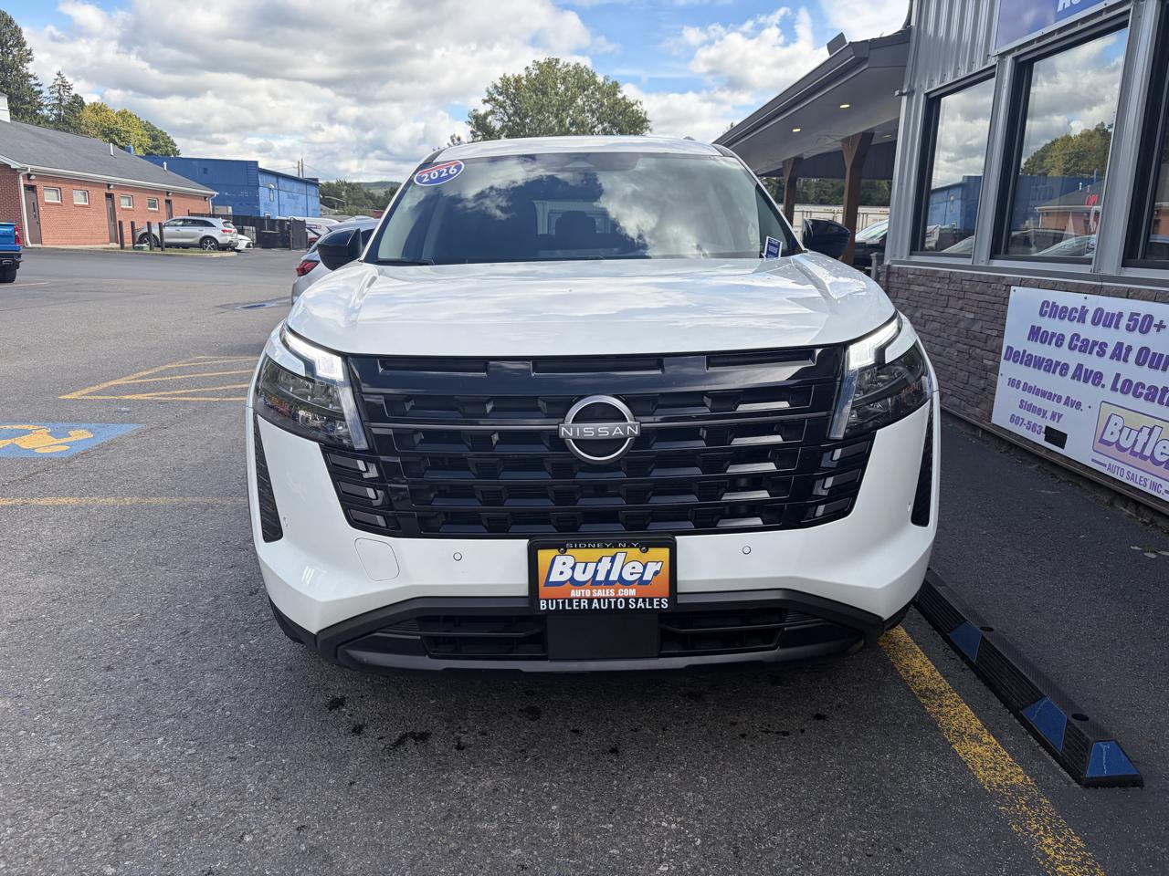 Nissan Pathfinder SV 4WD 2026