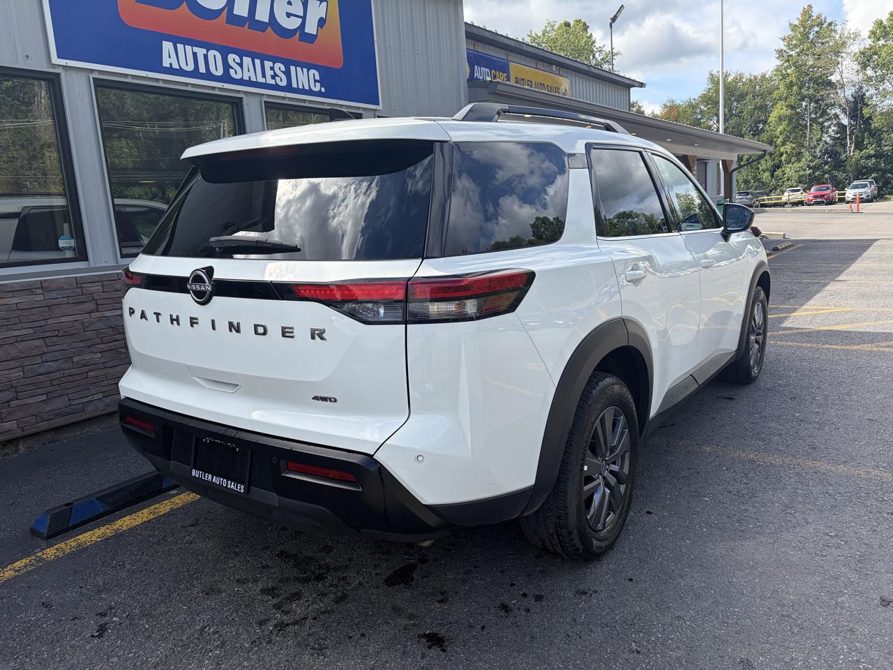 Nissan Pathfinder SV 4WD 2026