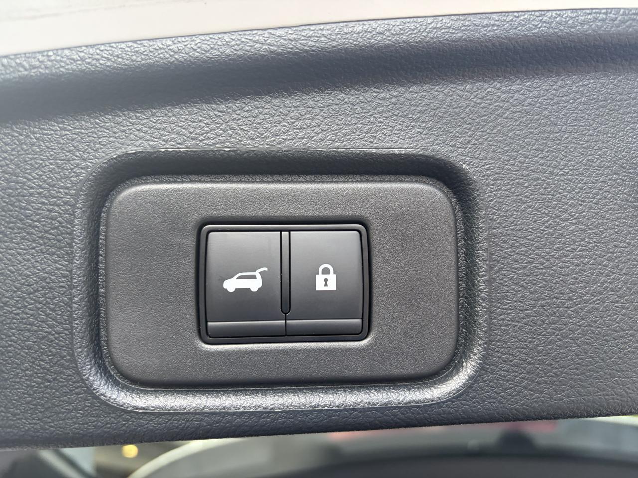 Nissan Pathfinder SV 4WD 2026