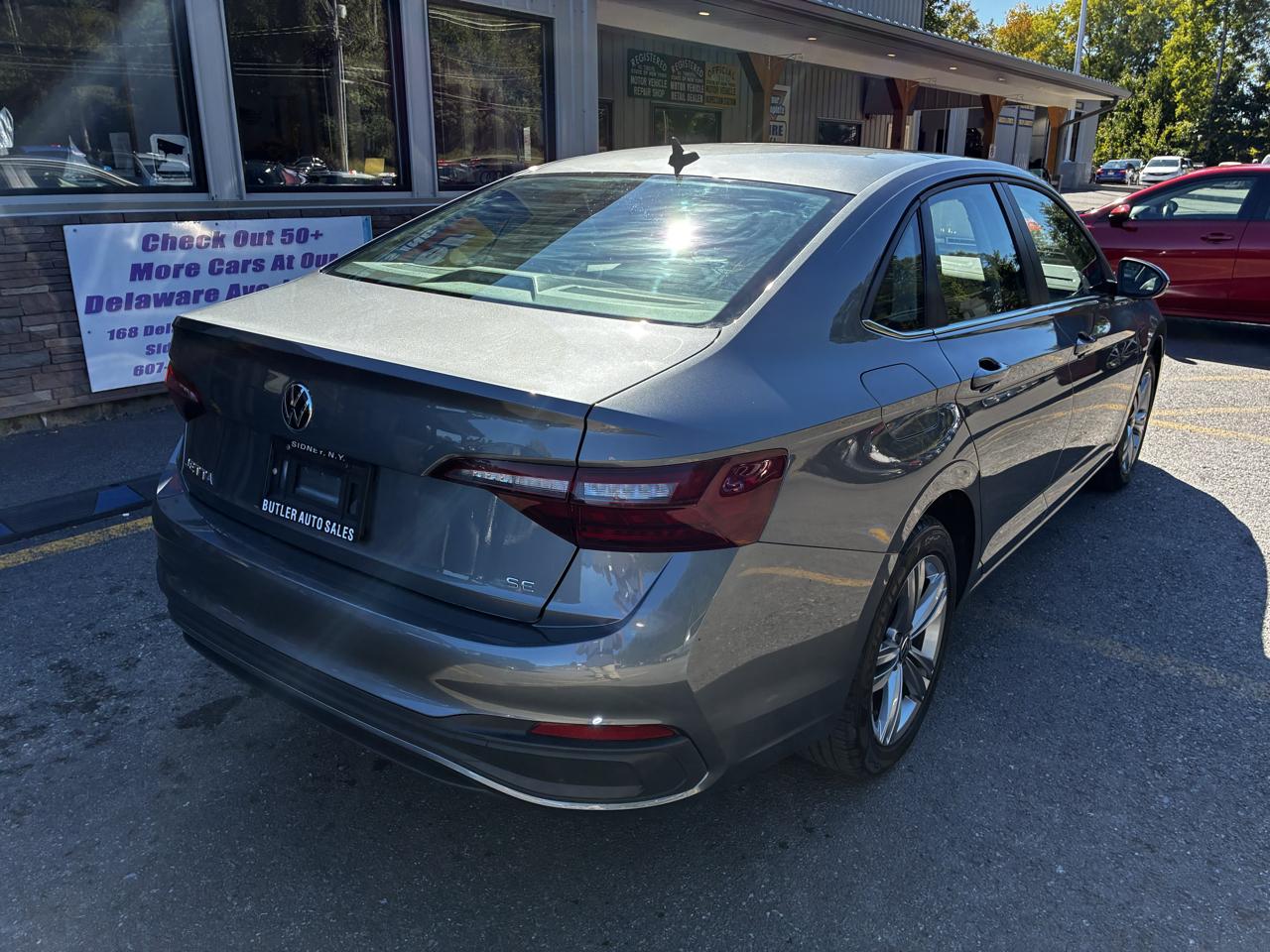 Volkswagen Jetta SE 2024