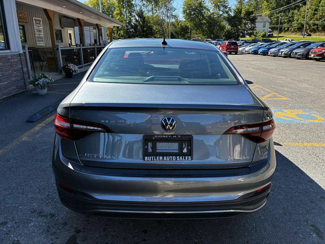 Volkswagen Jetta SE 2024