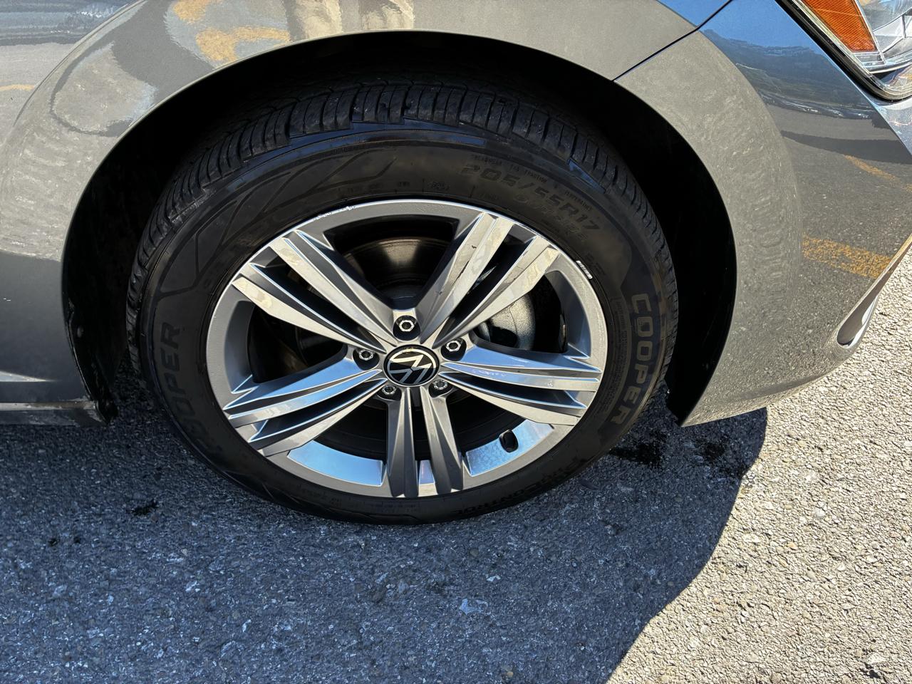 Volkswagen Jetta SE 2024